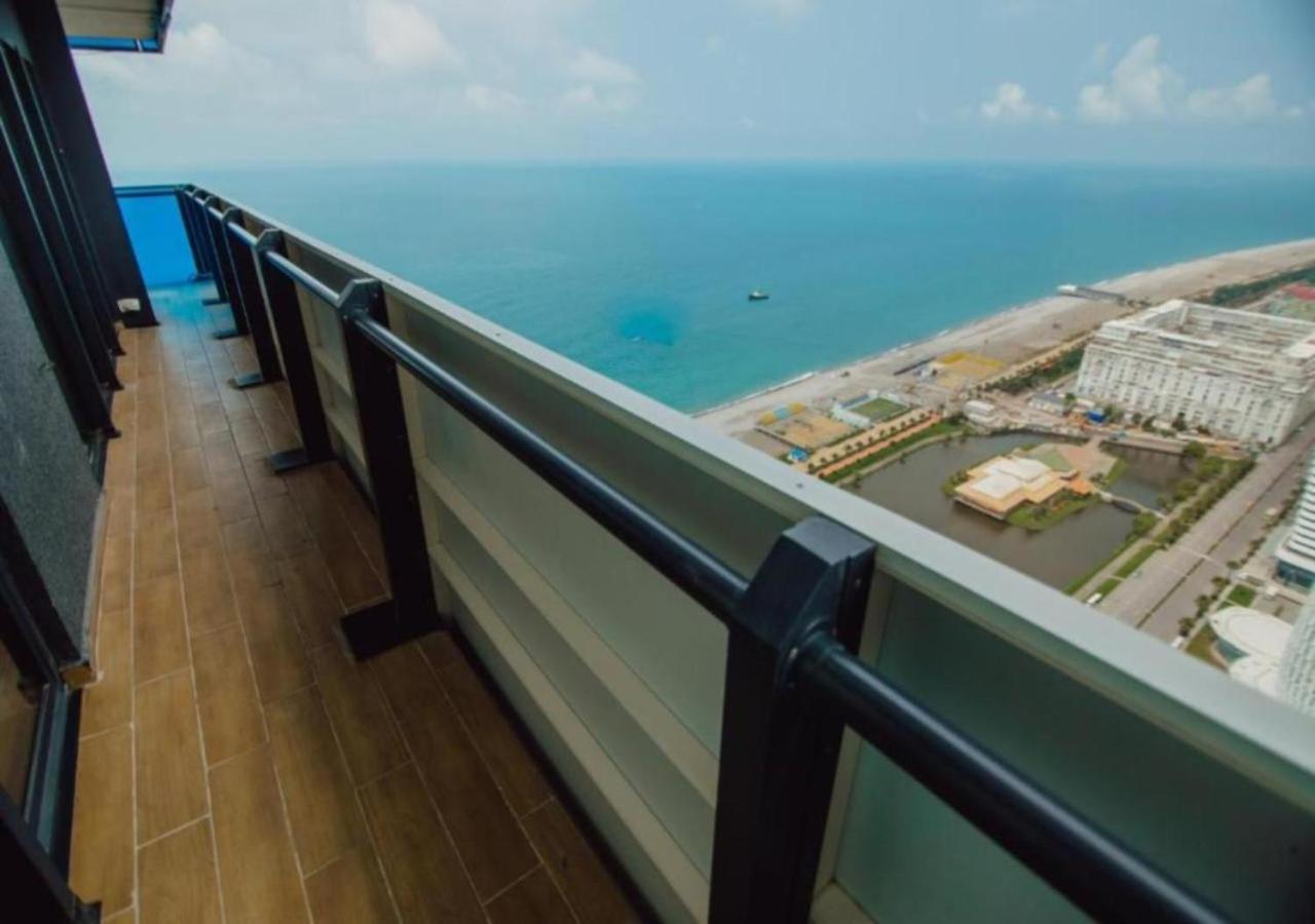 Orbi City Sea View Batumi Bagian luar foto