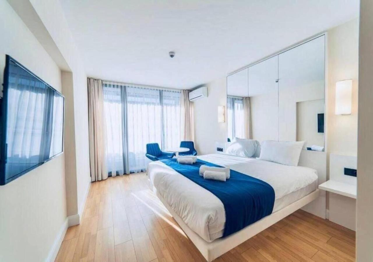 Orbi City Sea View Batumi Bagian luar foto